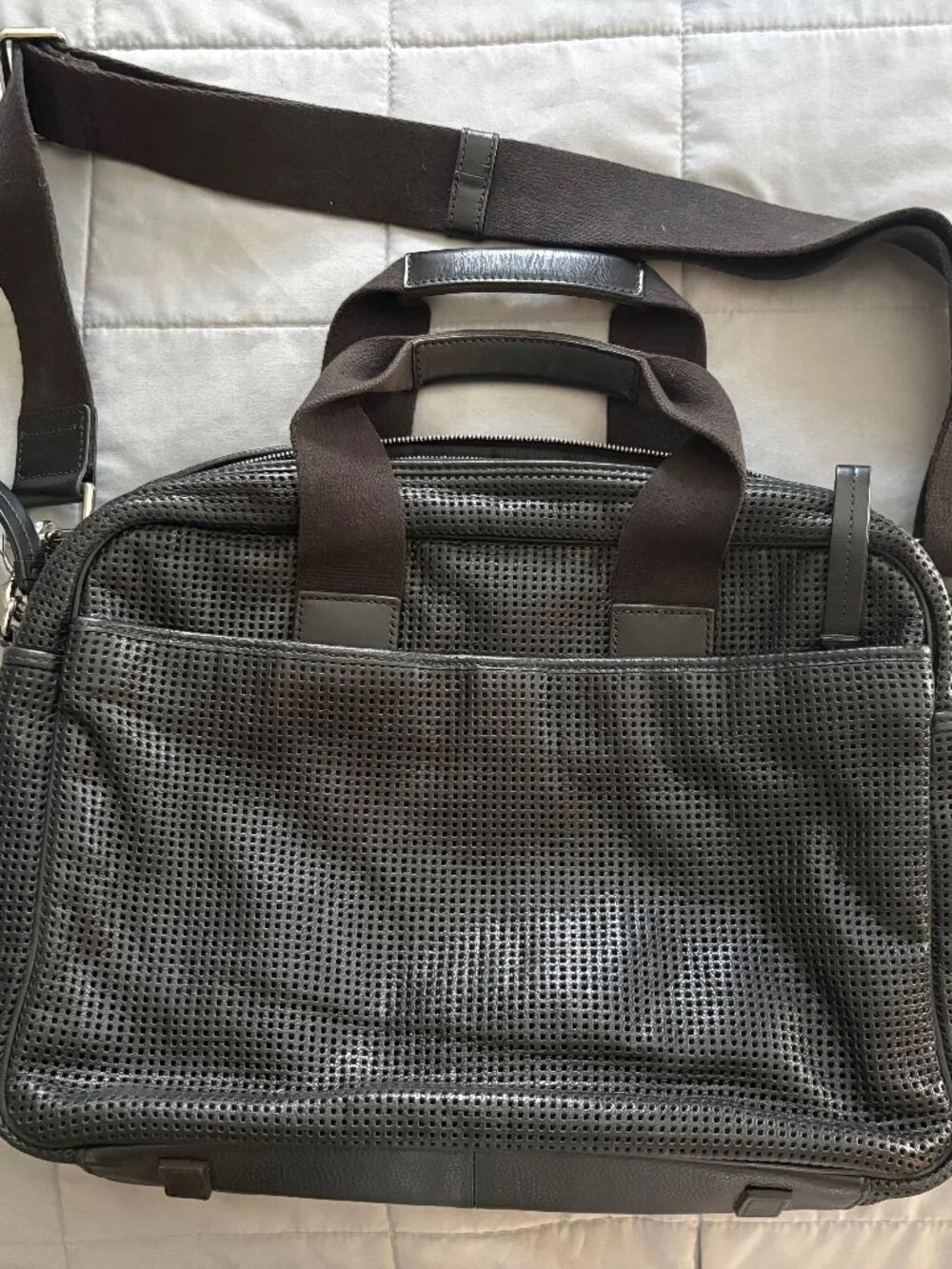 HUGO BOSS Black Leather Shoulder Bag w matching Laptop Sleeve